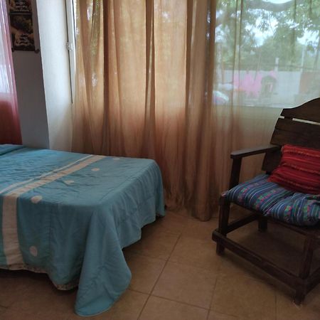 Near Lake Hostal Bacalar Room photo