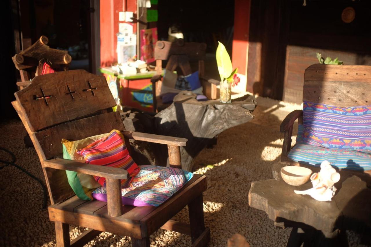 Near Lake Hostal Bacalar Exterior photo
