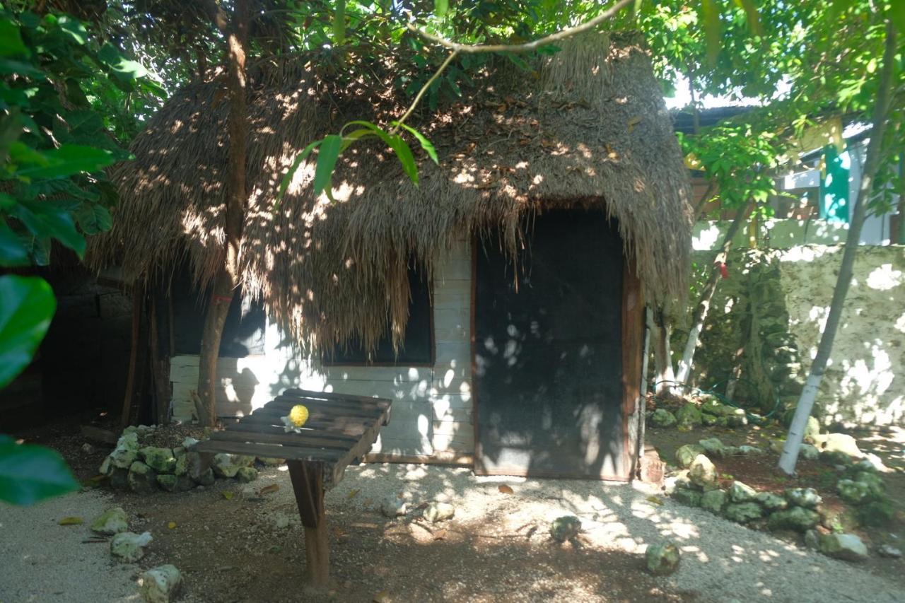 Near Lake Hostal Bacalar Exterior photo